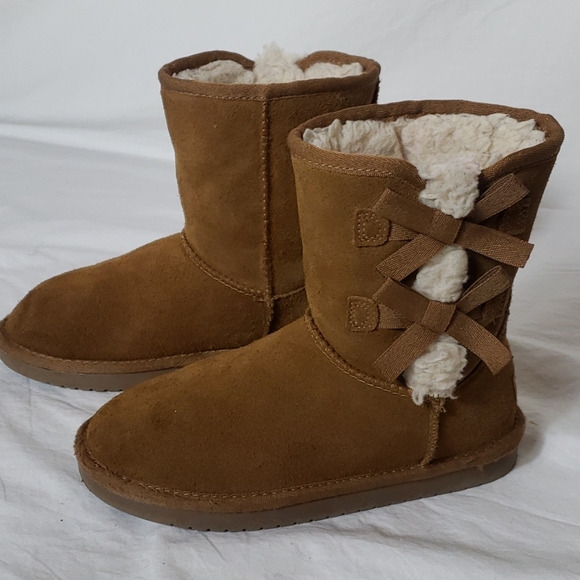 UGG Other - KOOLABARRA UGG's sz 2